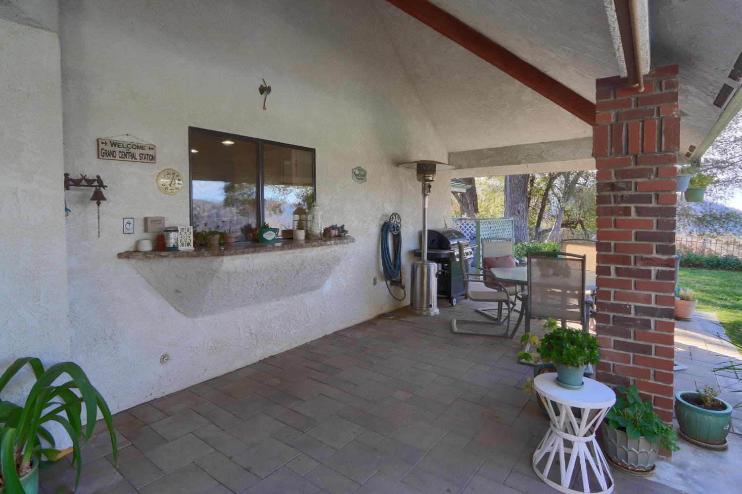 49873 Sunset Dr, Coarsegold, CA 93614