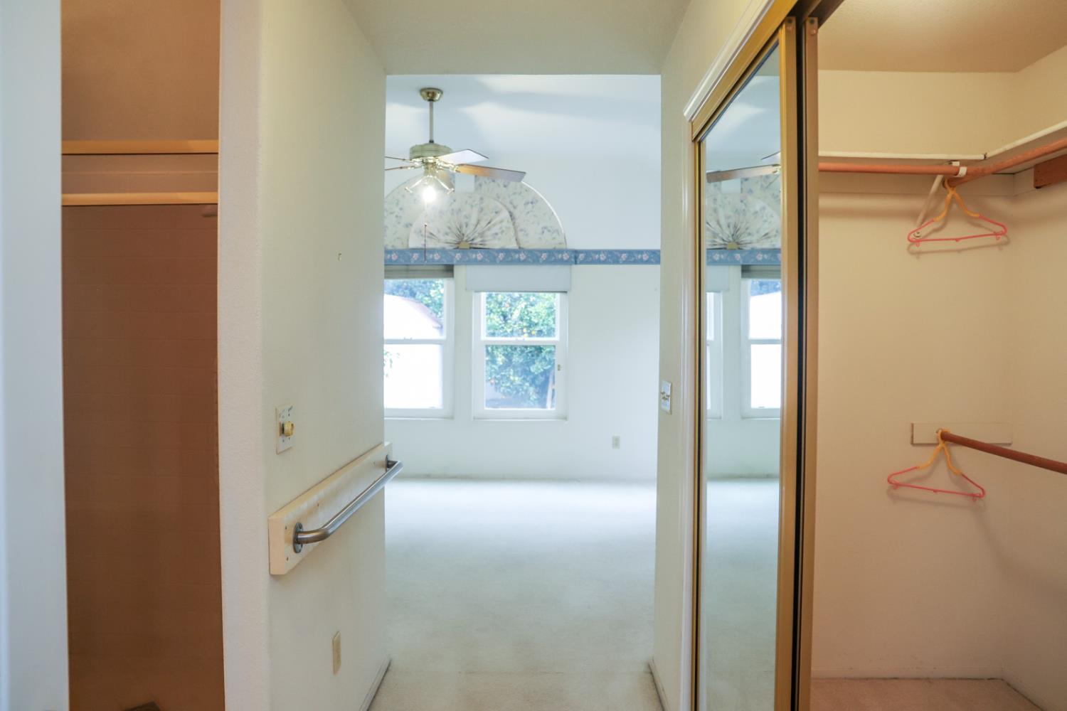 1340 E Omaha Ave, Fresno, CA 93720