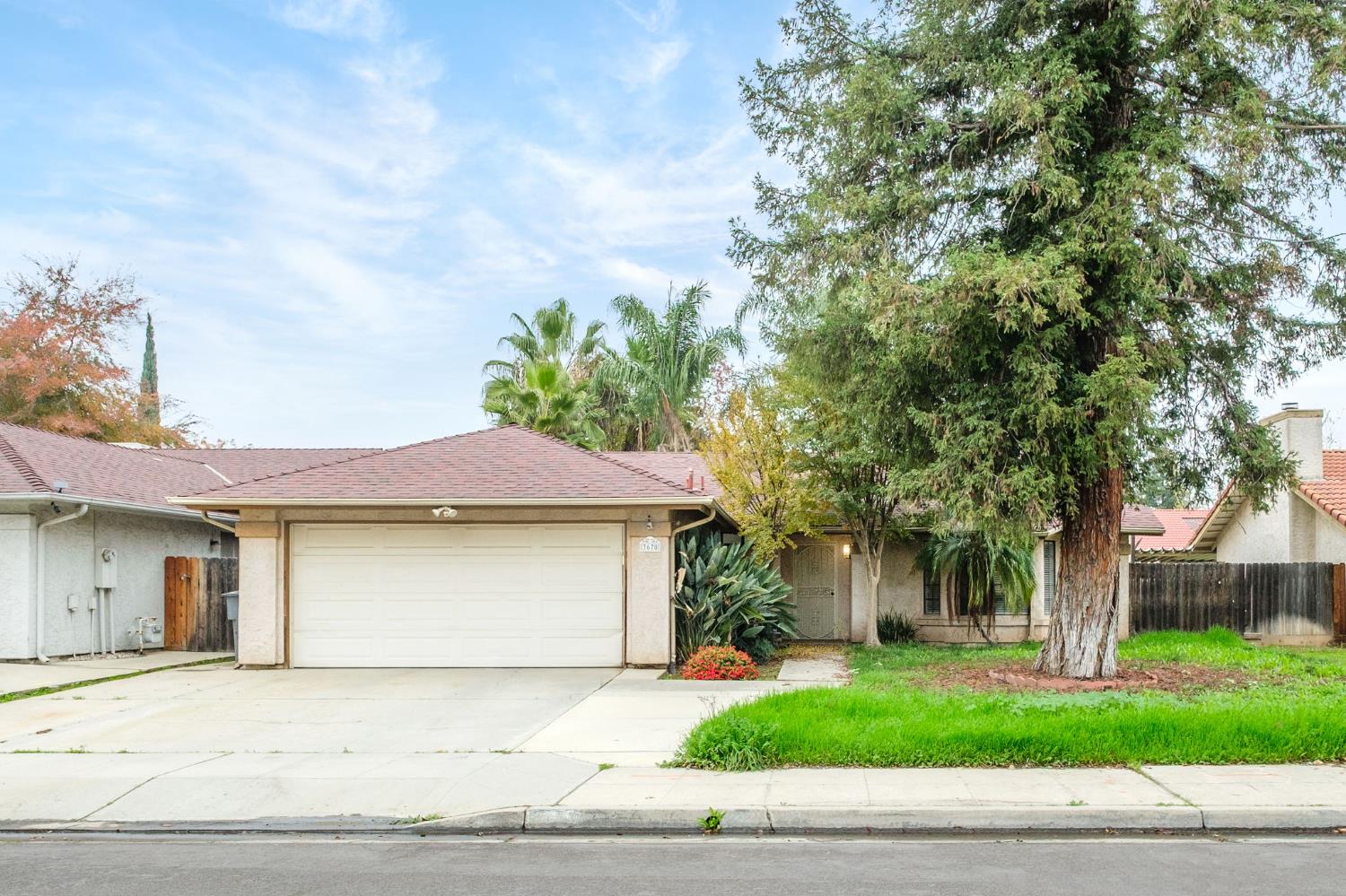 3670 W Fedora Ave, Fresno, CA 93722