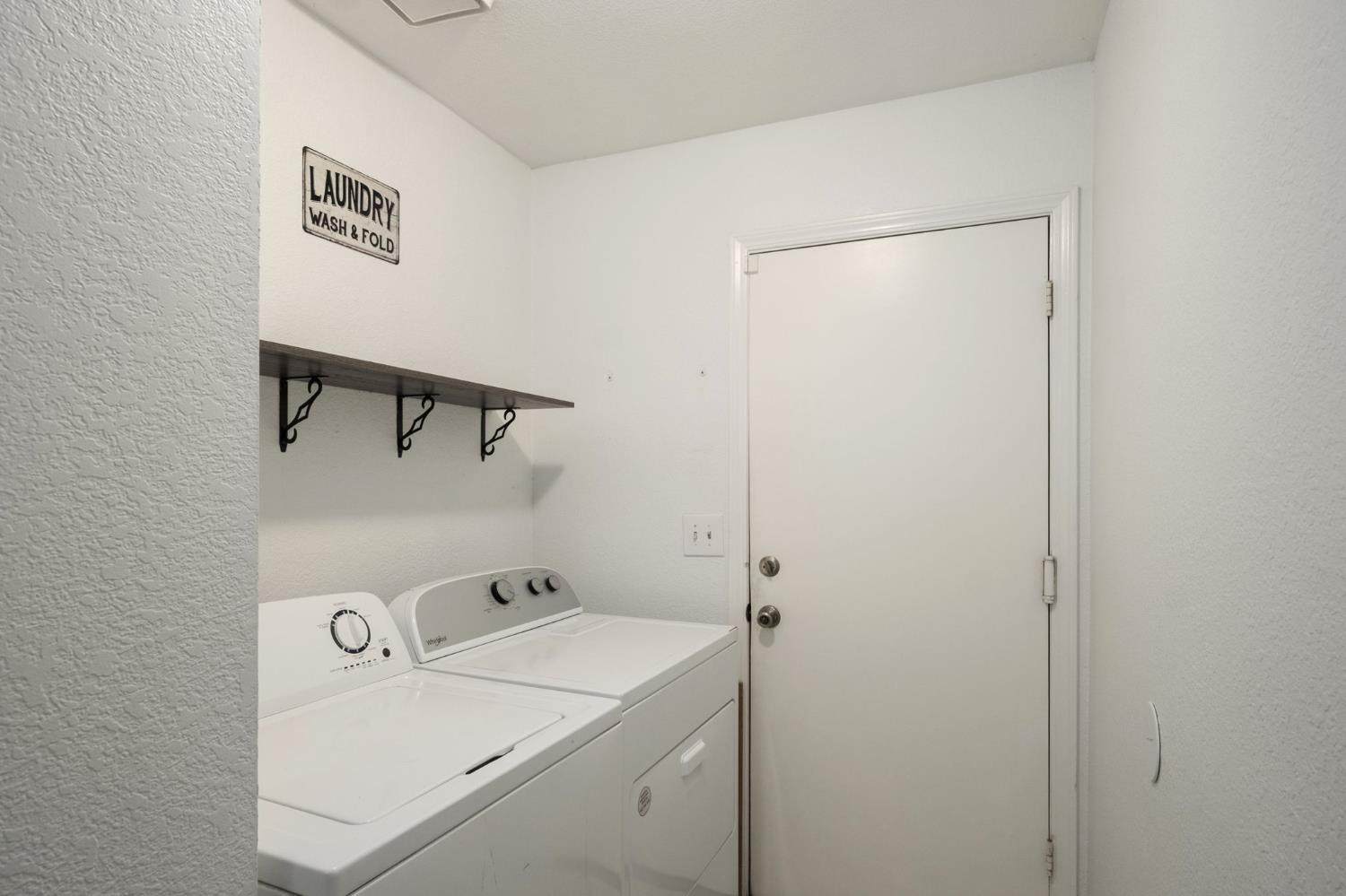 3670 W Fedora Ave, Fresno, CA 93722