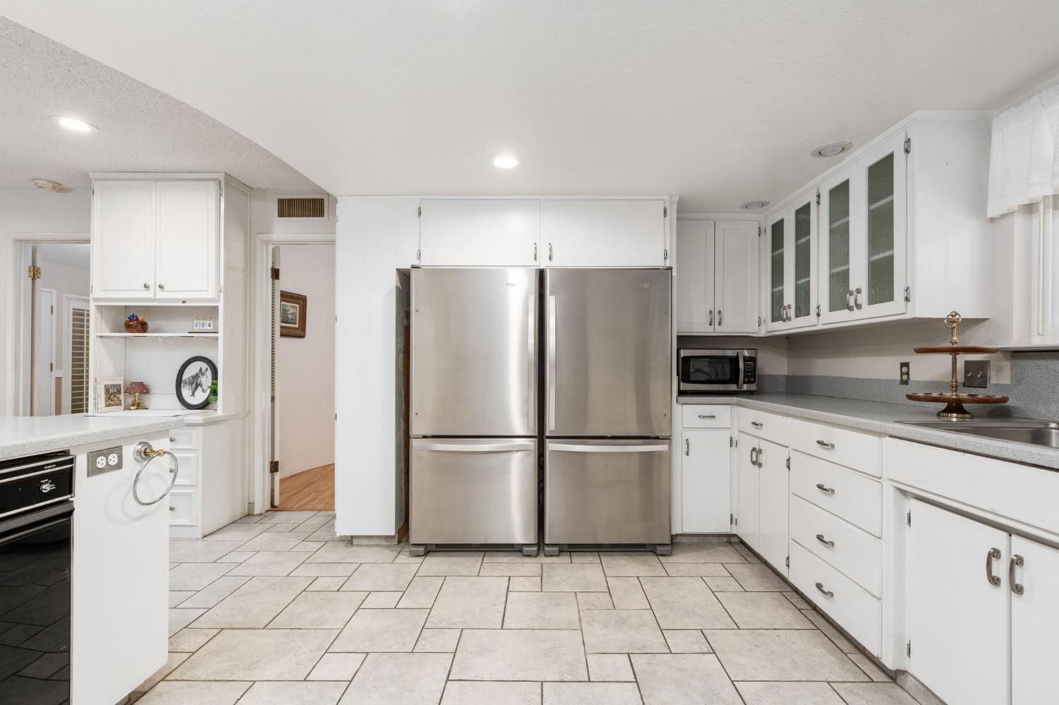 1011 Wyoming Dr, Merced, CA 95340