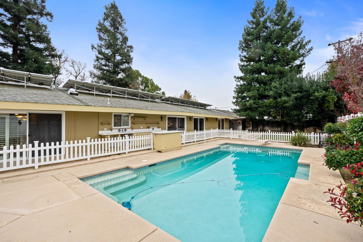 1011 Wyoming Dr, Merced, CA 95340