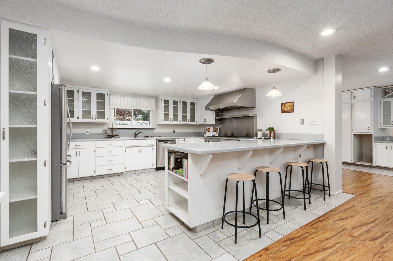 1011 Wyoming Dr, Merced, CA 95340