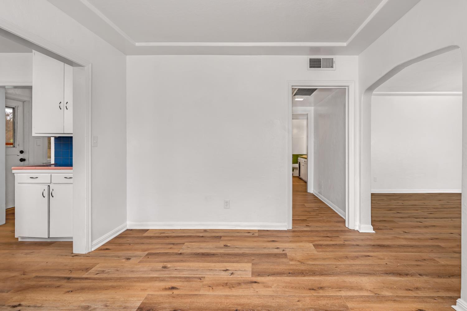 2246 W Hammond Ave, Fresno, CA 93728