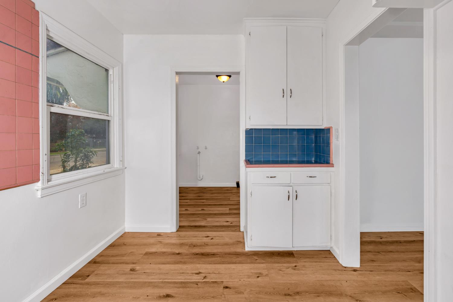 2246 W Hammond Ave, Fresno, CA 93728