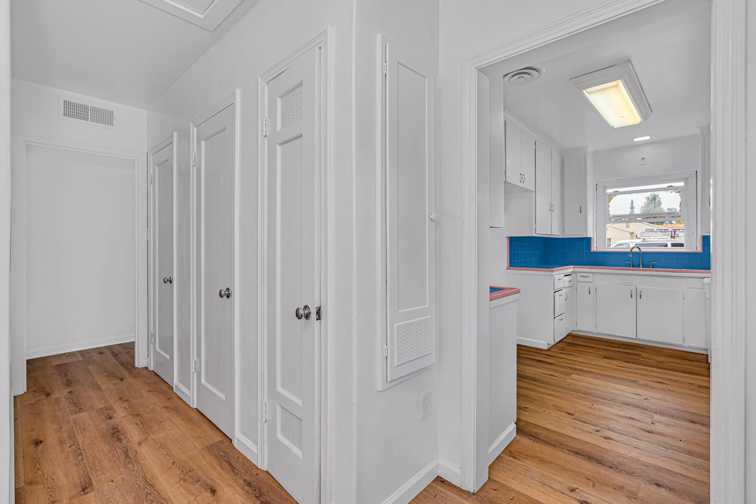 2246 W Hammond Ave, Fresno, CA 93728