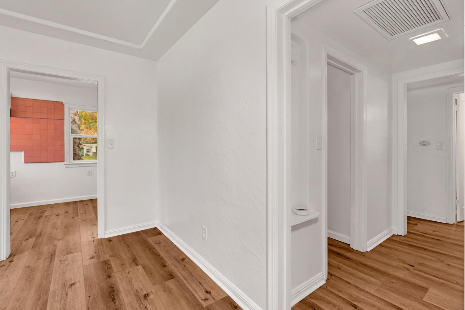 2246 W Hammond Ave, Fresno, CA 93728