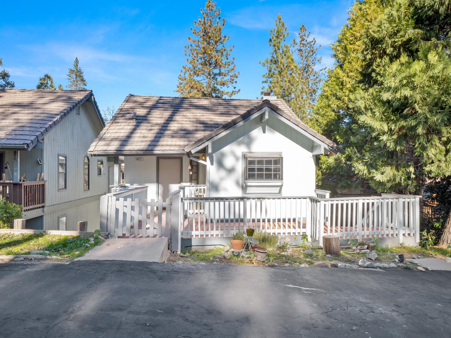 40557 Saddleback Rd, Bass Lake, CA 93604