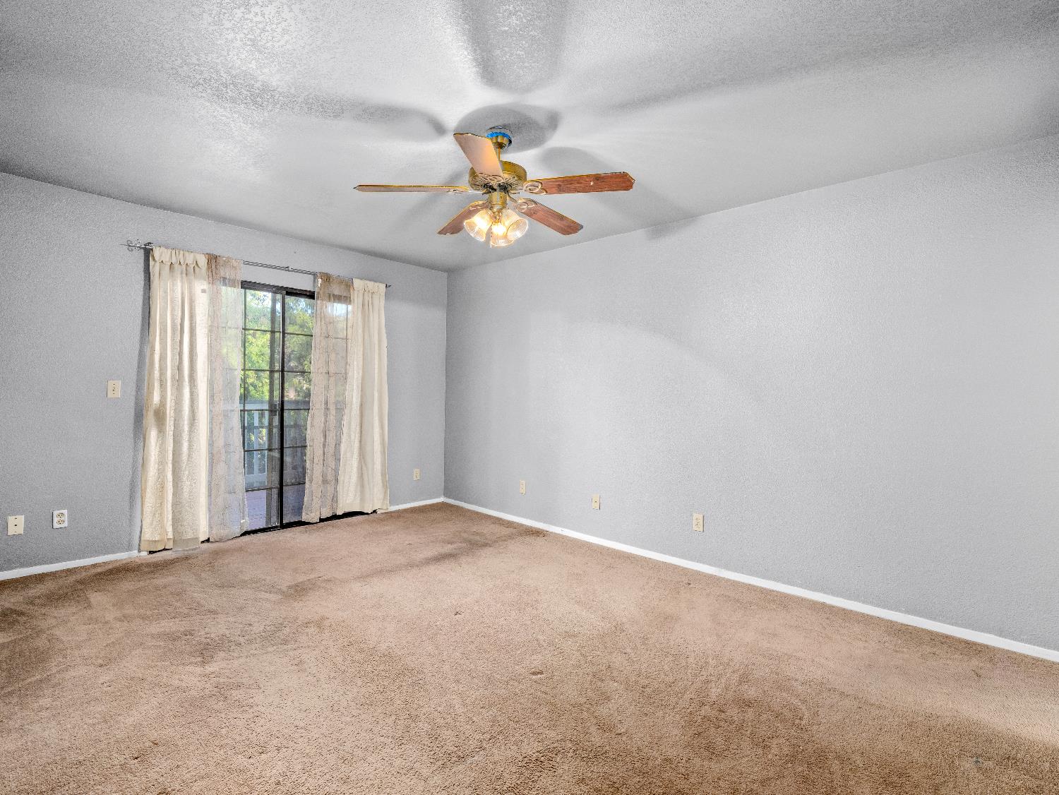 40557 Saddleback Rd, Bass Lake, CA 93604