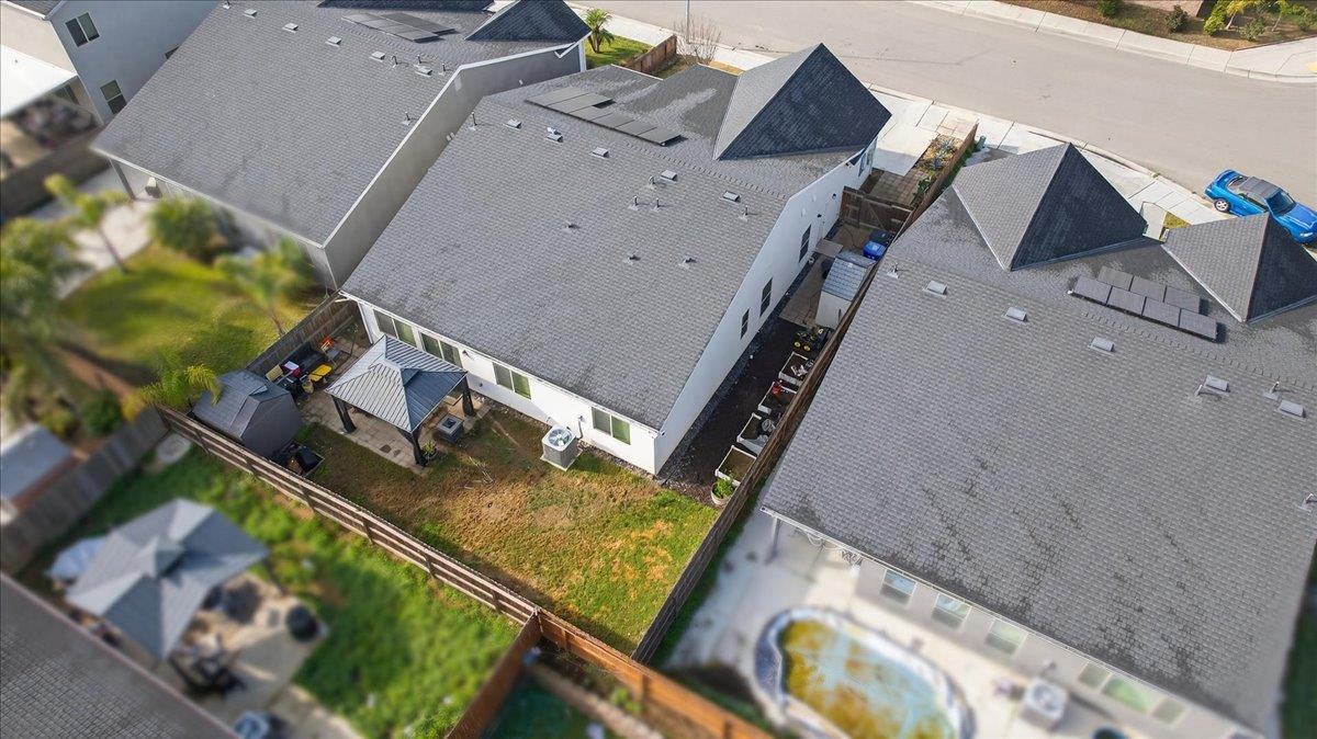 1556 N Delbert Ave, Fresno, CA 93722