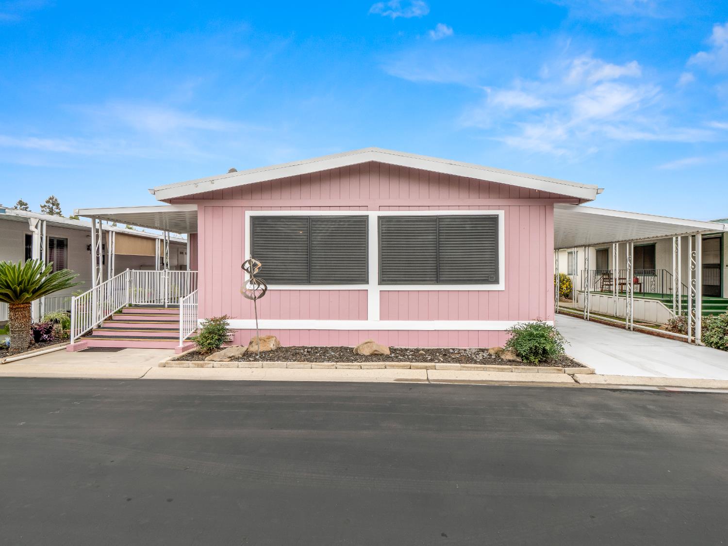 2706 W Ashlan Ave #111, Fresno, CA 93705