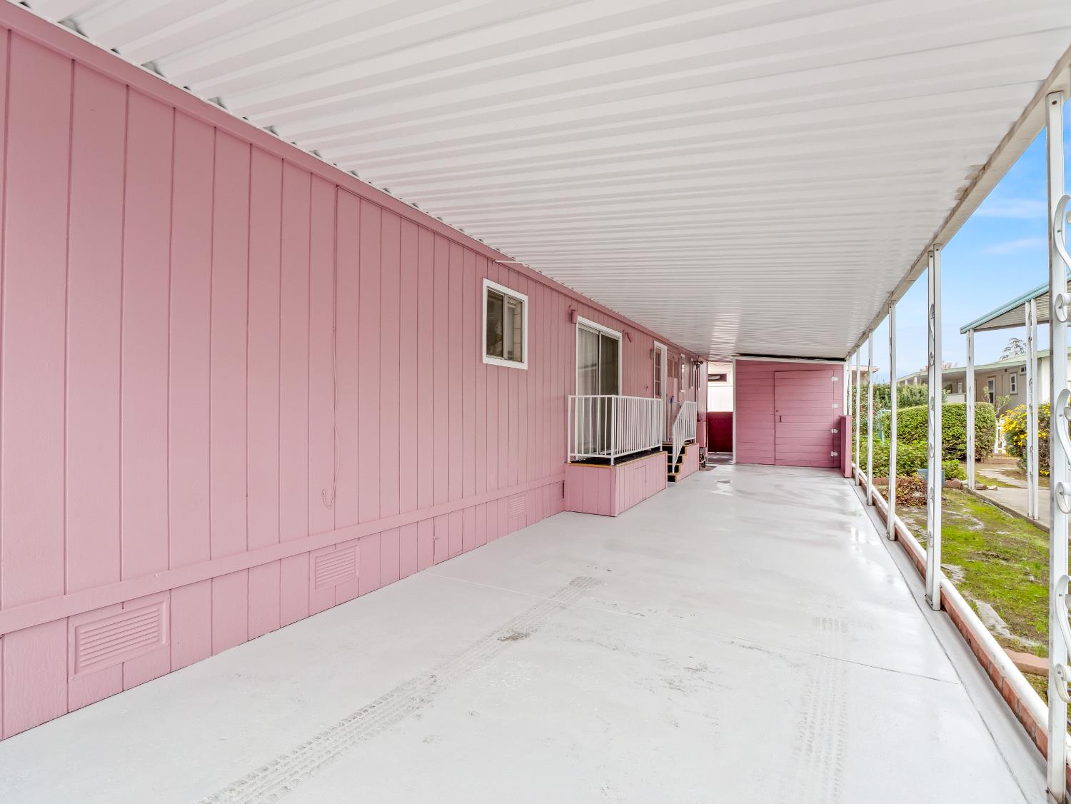 2706 W Ashlan Ave #111, Fresno, CA 93705