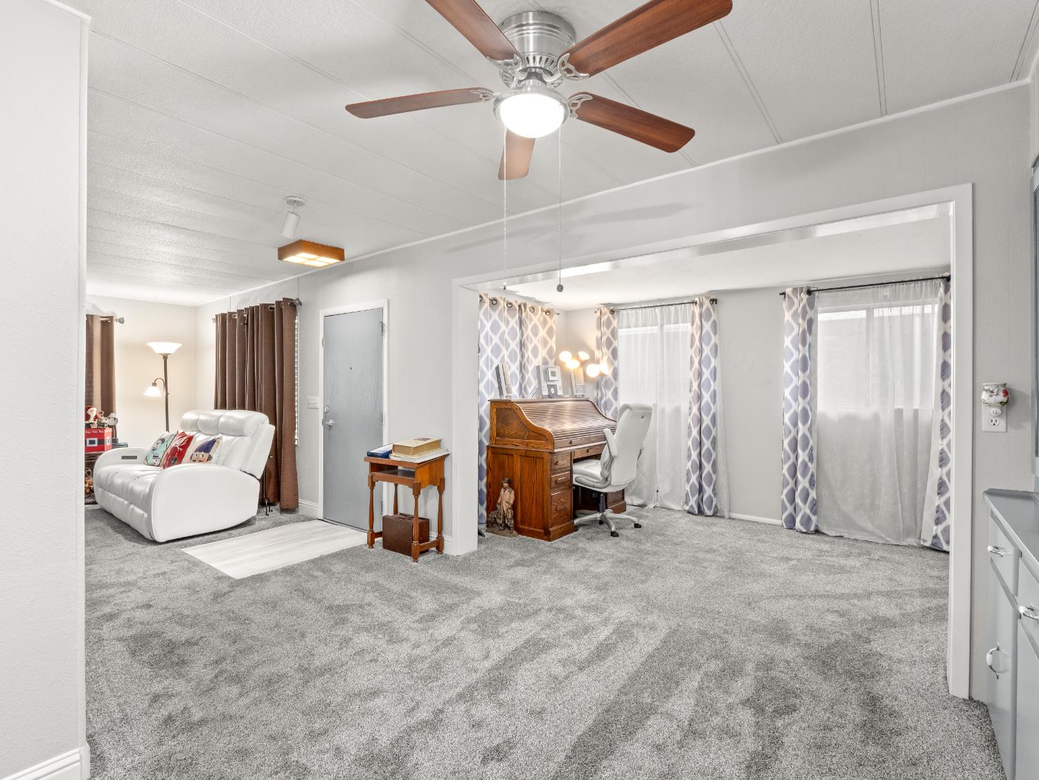 2706 W Ashlan Ave #111, Fresno, CA 93705