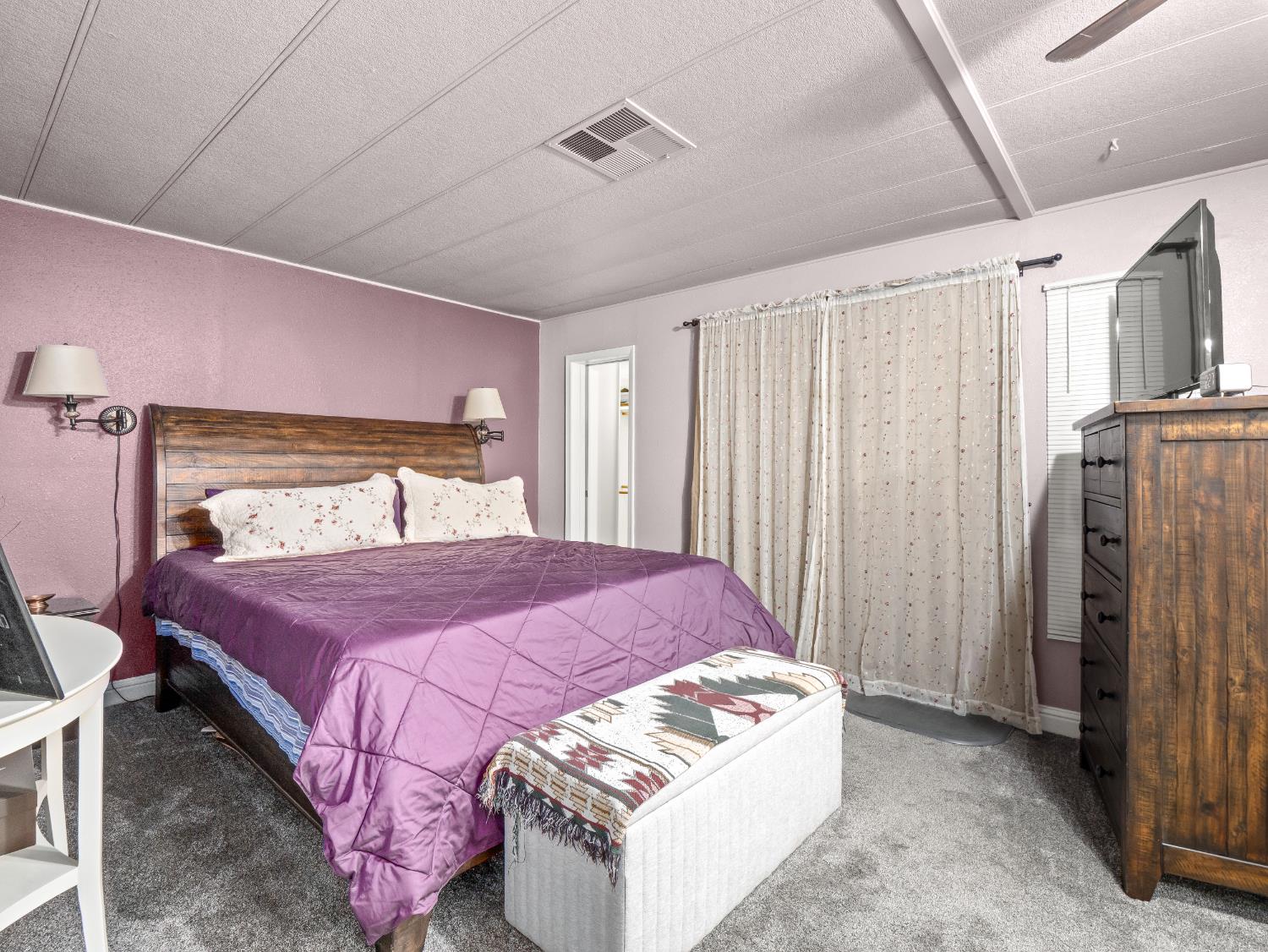 2706 W Ashlan Ave #111, Fresno, CA 93705