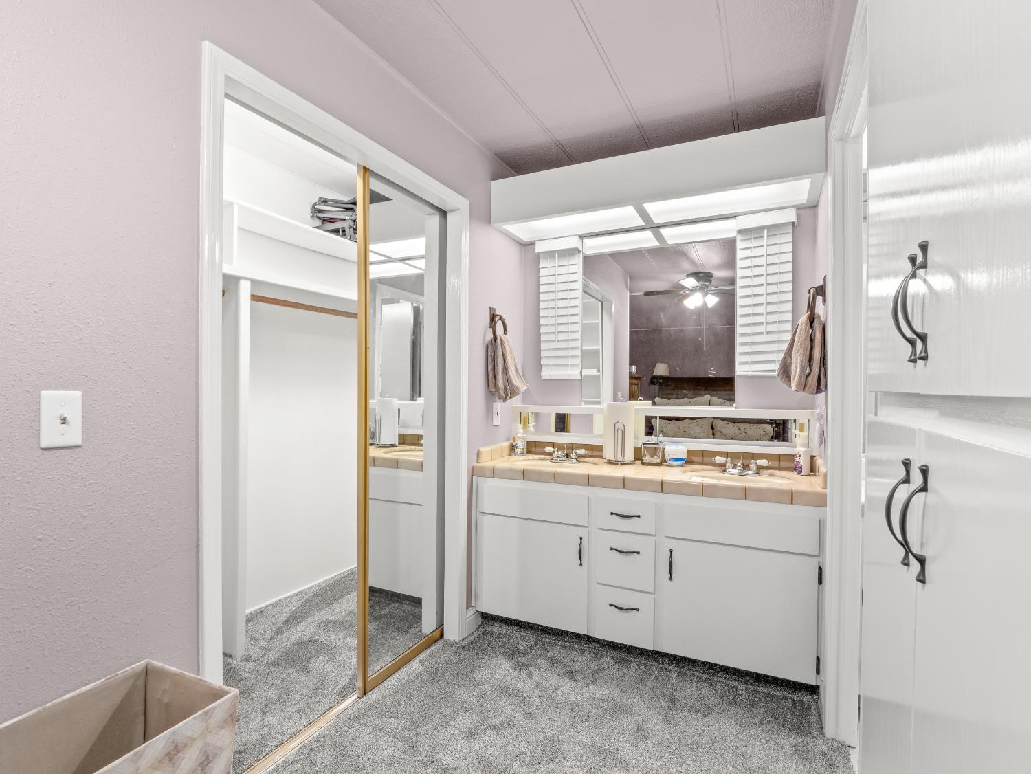 2706 W Ashlan Ave #111, Fresno, CA 93705