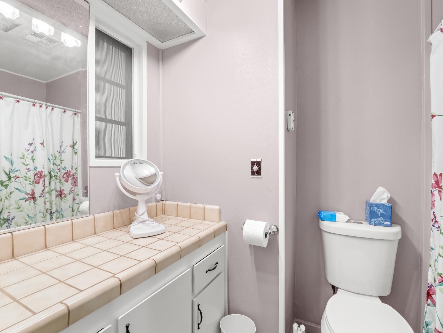 2706 W Ashlan Ave #111, Fresno, CA 93705