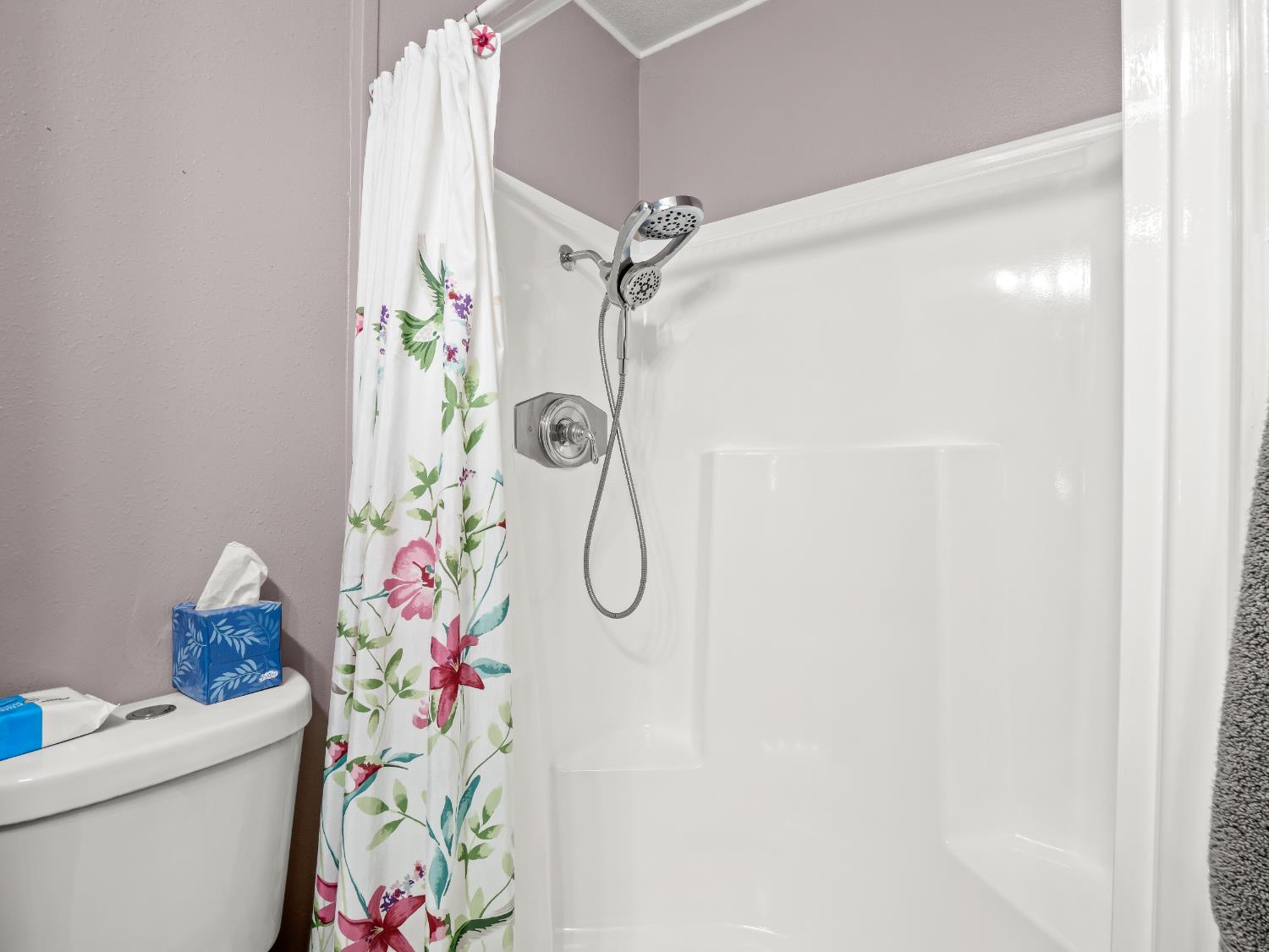 2706 W Ashlan Ave #111, Fresno, CA 93705