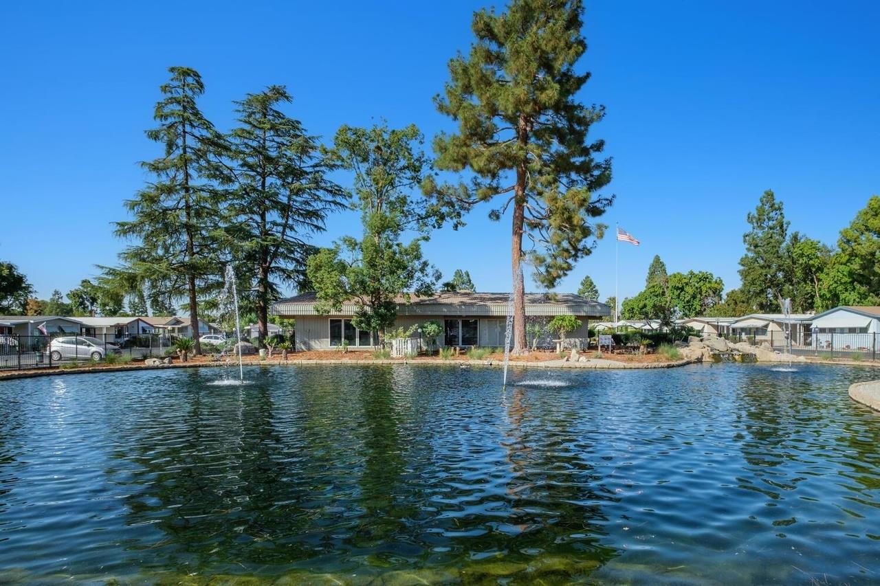 2706 W Ashlan Ave #111, Fresno, CA 93705