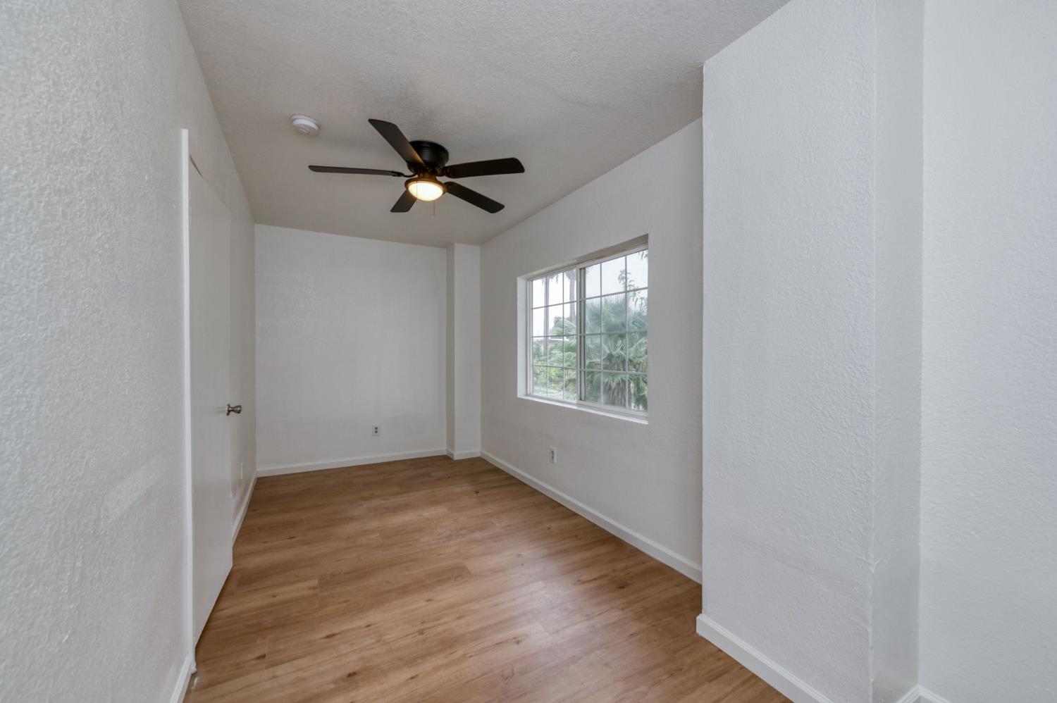 450 N Effie St, Fresno, CA 93701