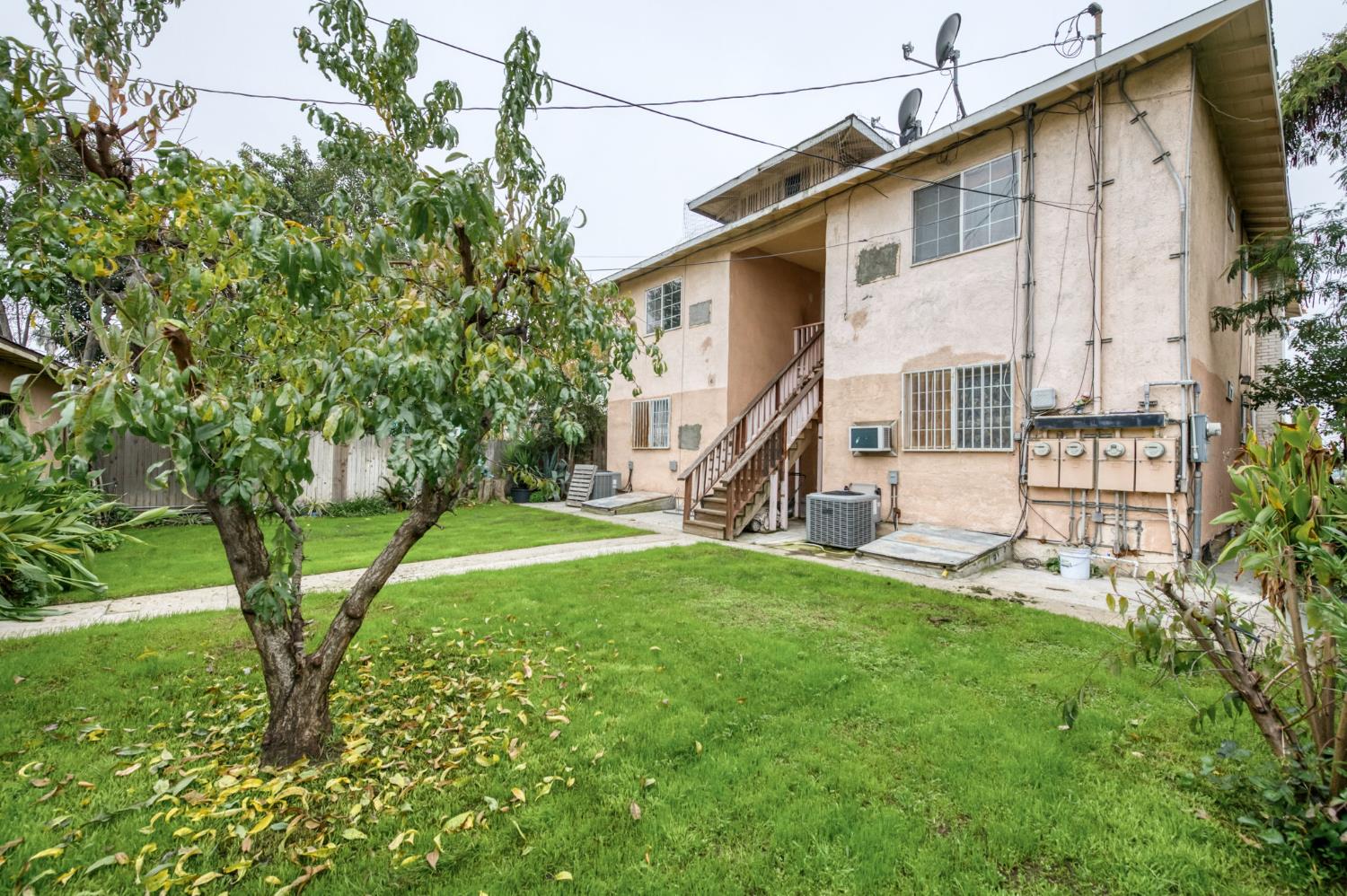 450 N Effie St, Fresno, CA 93701