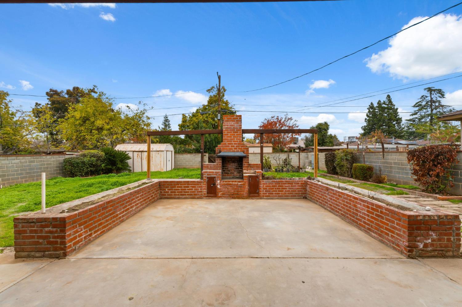 732 W Cortland Ave, Fresno, CA 93705