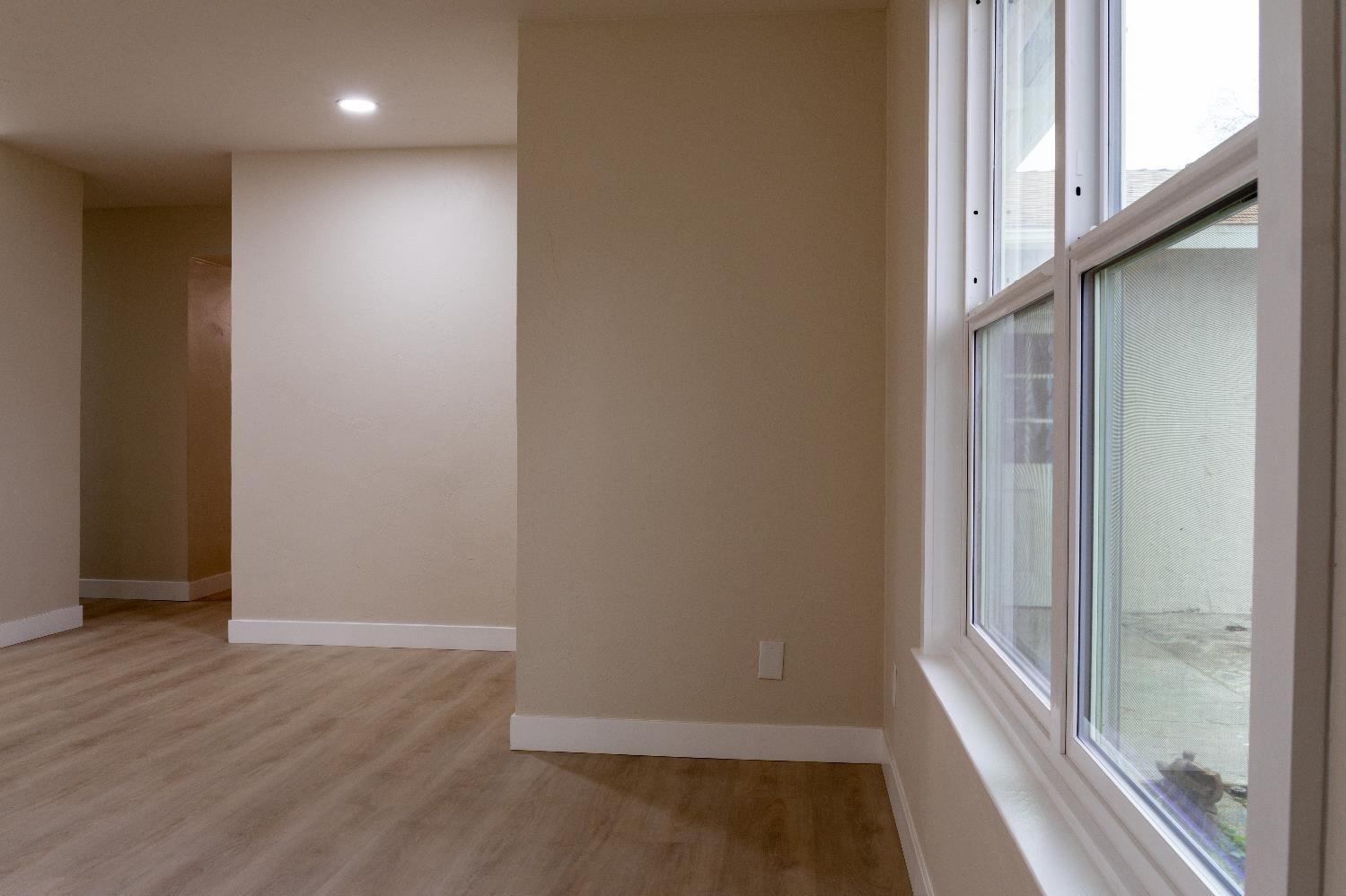 6075 N Selland Ave, Fresno, CA 93711