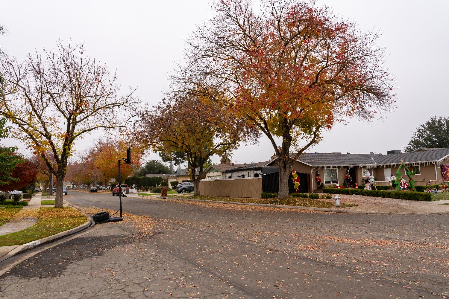 6075 N Selland Ave, Fresno, CA 93711