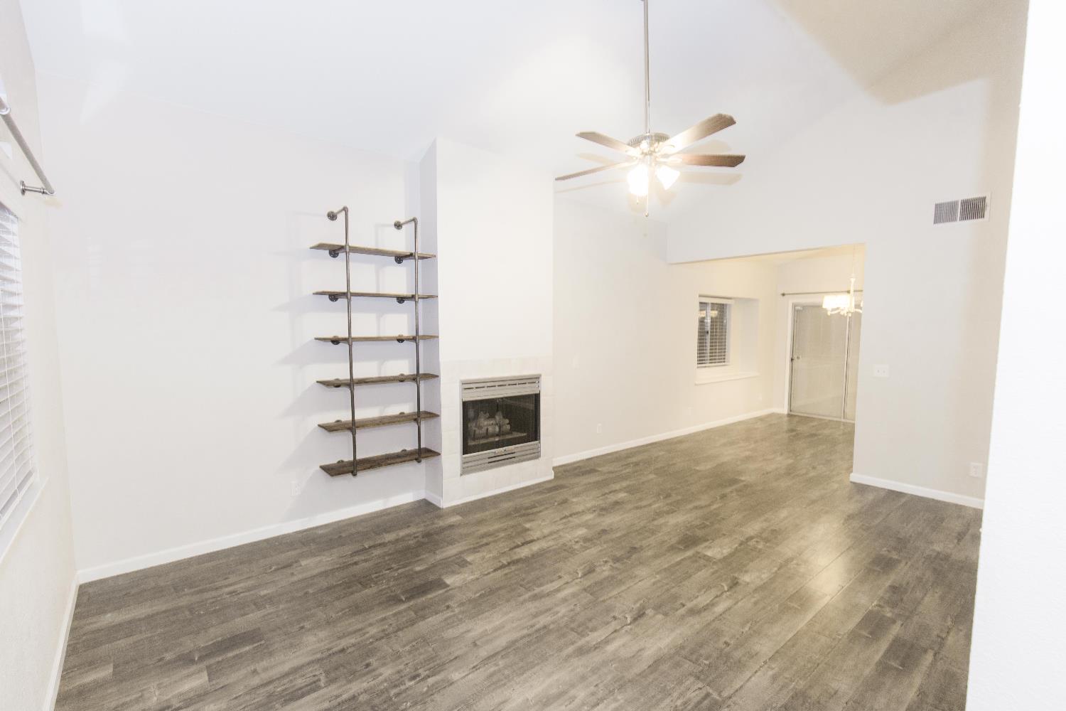 5810 W Tenaya Ave, Fresno, CA 93722