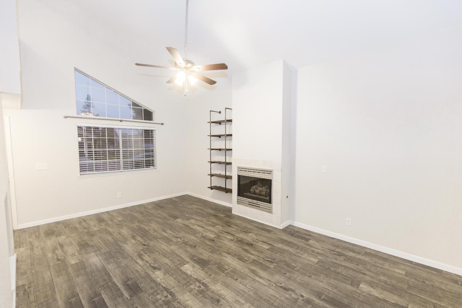 5810 W Tenaya Ave, Fresno, CA 93722