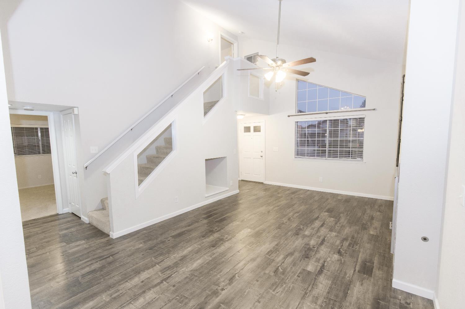 5810 W Tenaya Ave, Fresno, CA 93722