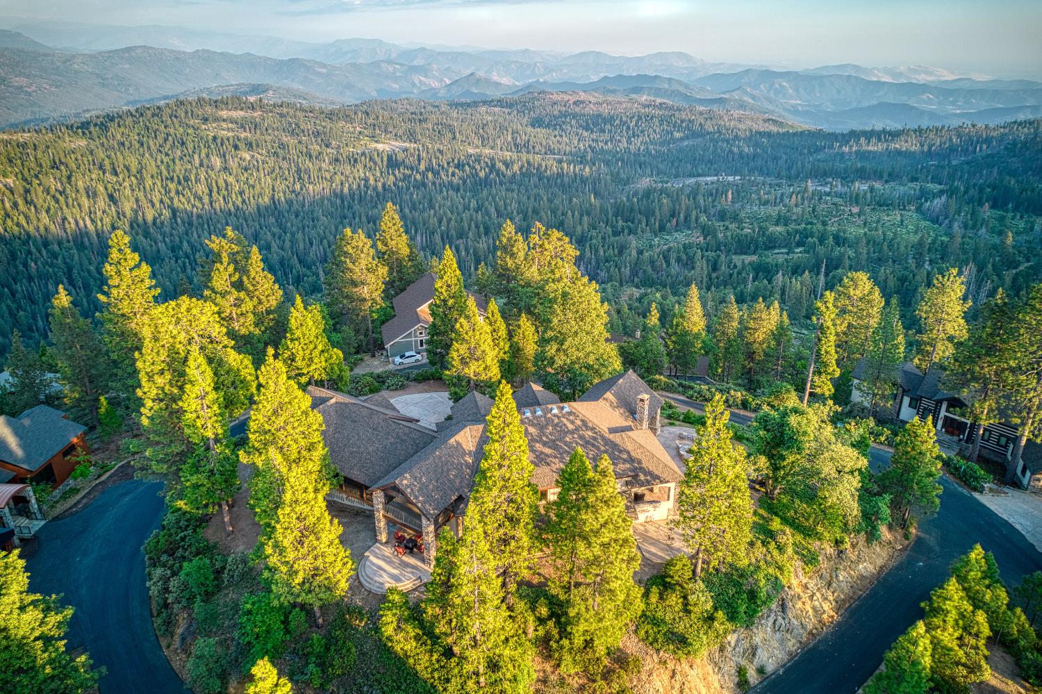 42555 Bretz Point Ln, Shaver Lake, CA 93664