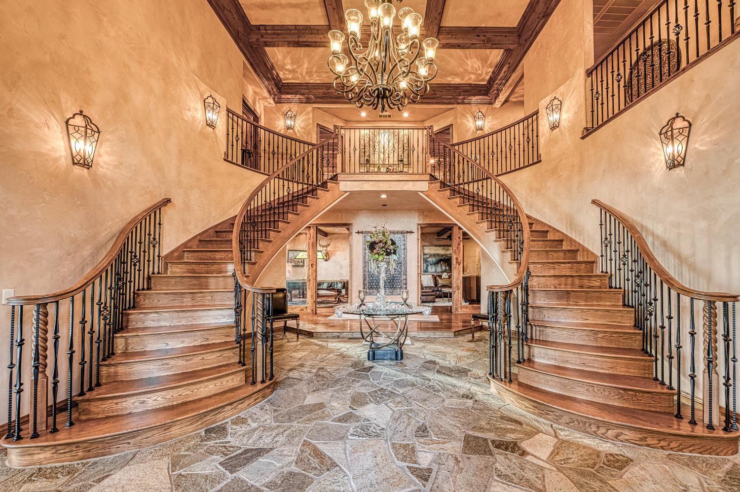 42555 Bretz Point Ln, Shaver Lake, CA 93664