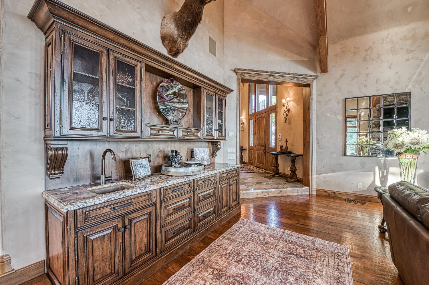 42555 Bretz Point Ln, Shaver Lake, CA 93664