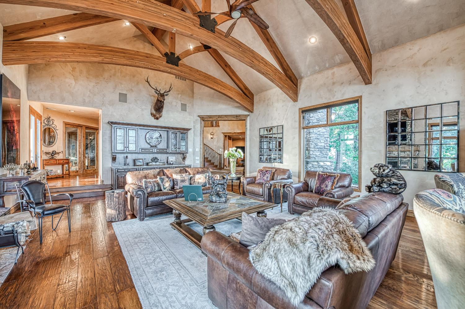 42555 Bretz Point Ln, Shaver Lake, CA 93664