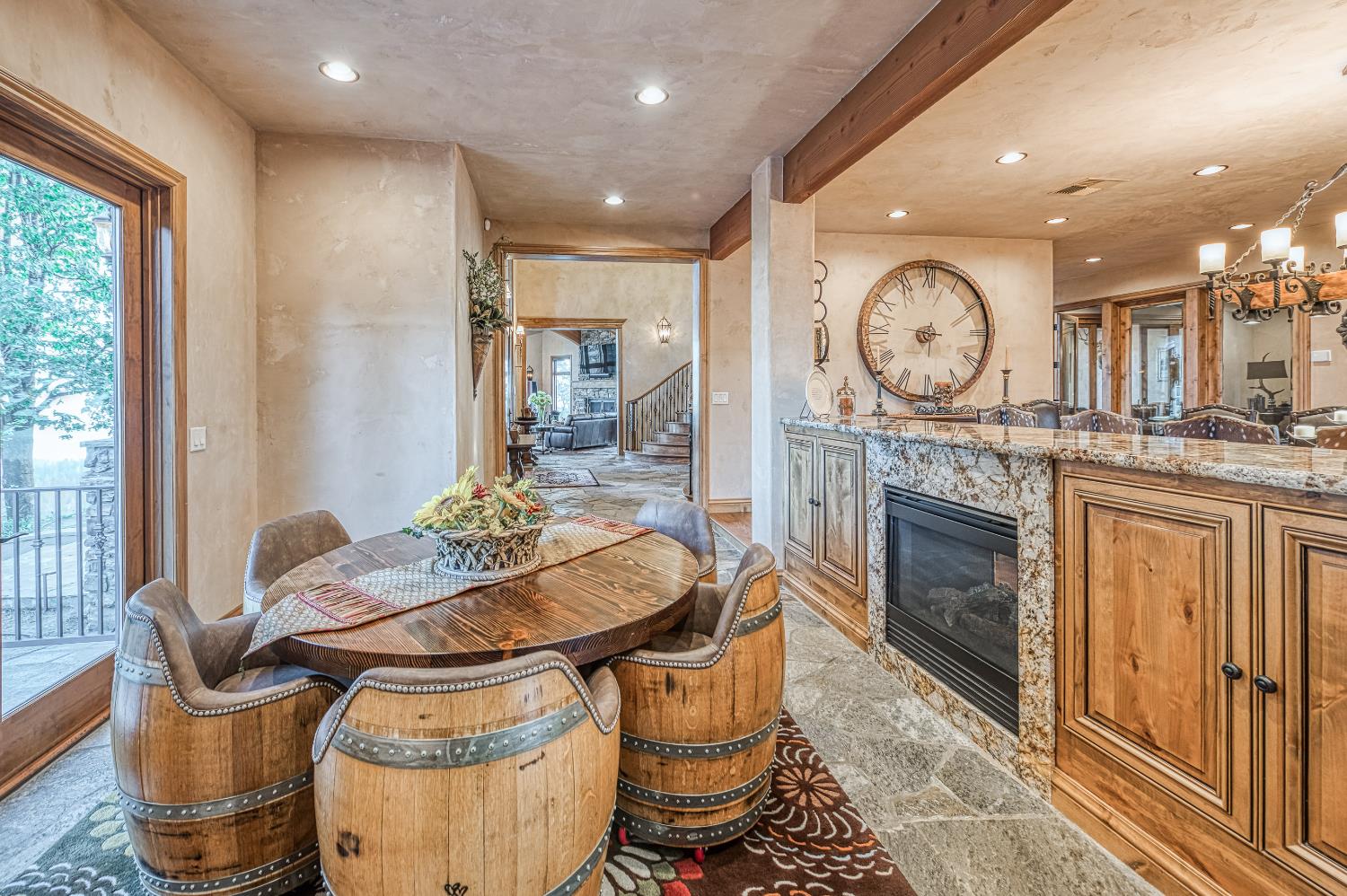 42555 Bretz Point Ln, Shaver Lake, CA 93664