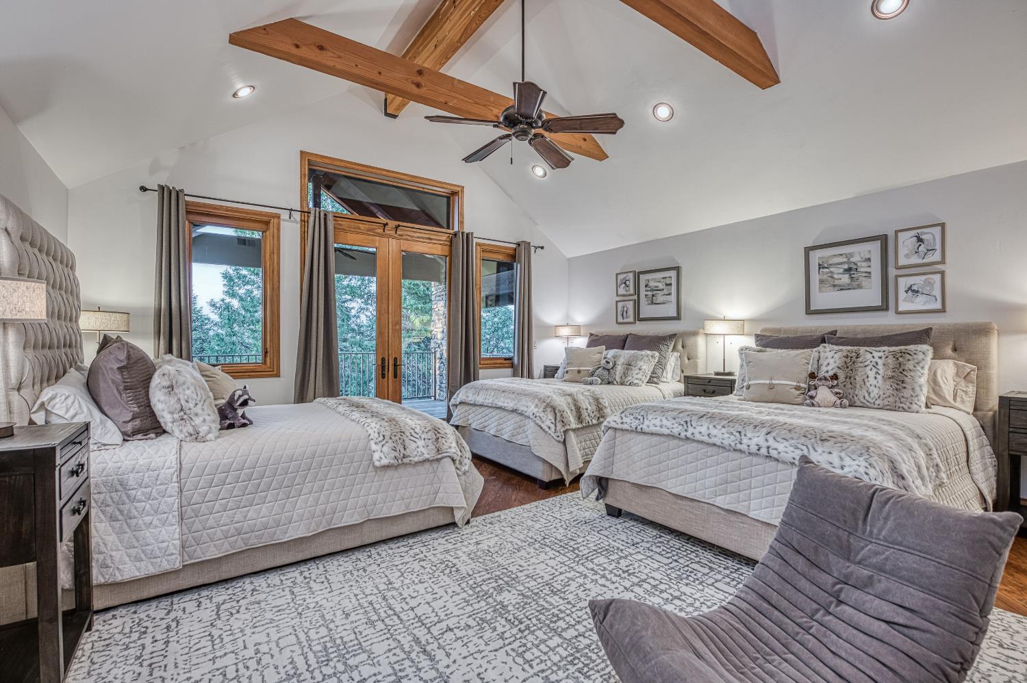 42555 Bretz Point Ln, Shaver Lake, CA 93664