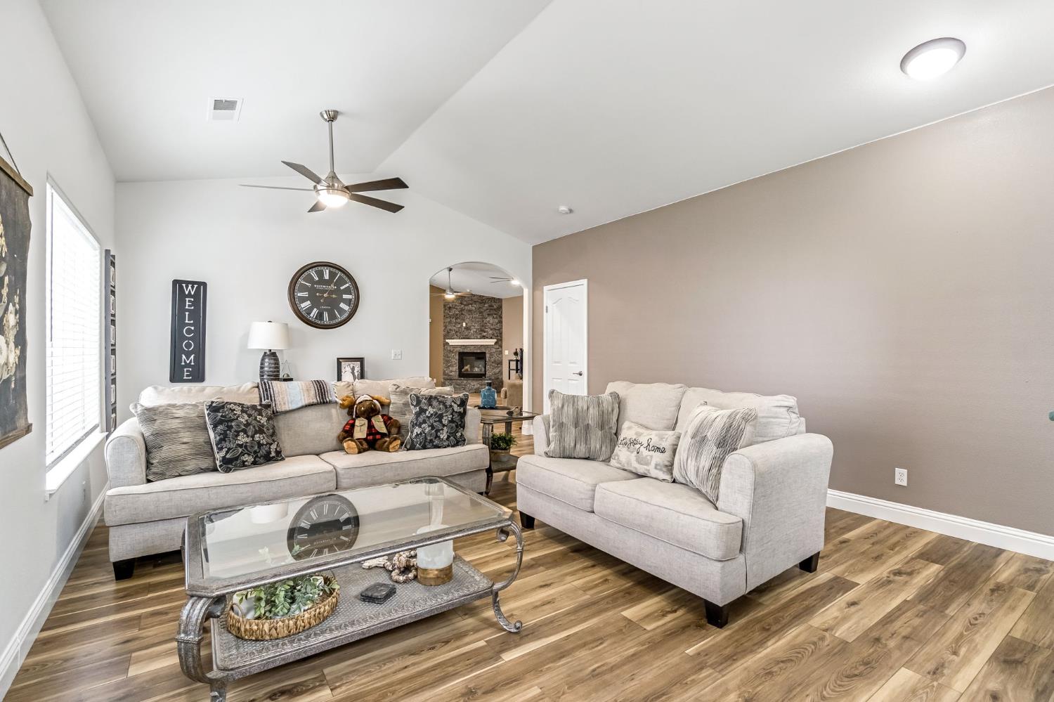 2634 Marie Dr, Madera, CA 93637