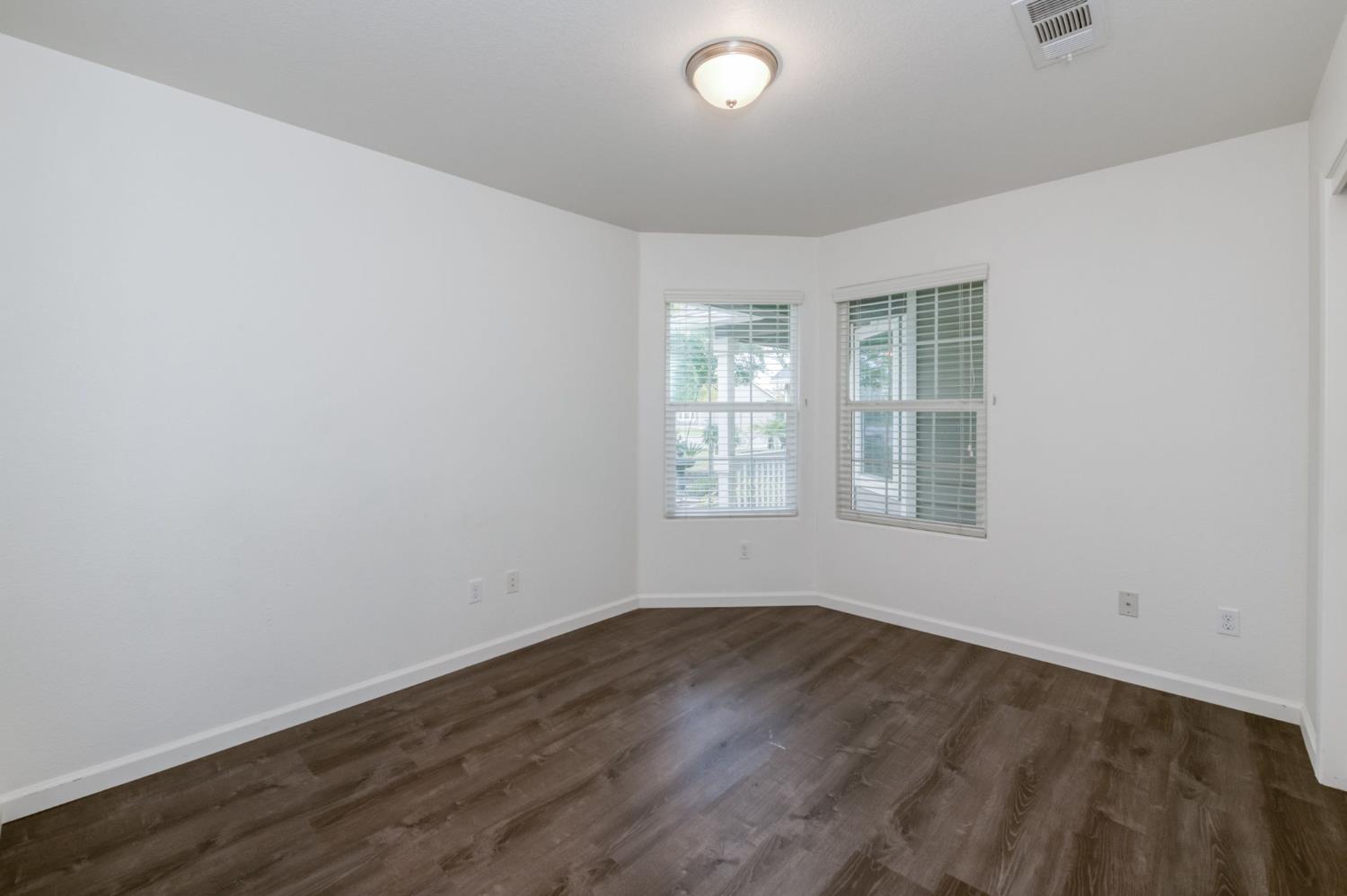 2719 Tamarack Ave, Sanger, CA 93657