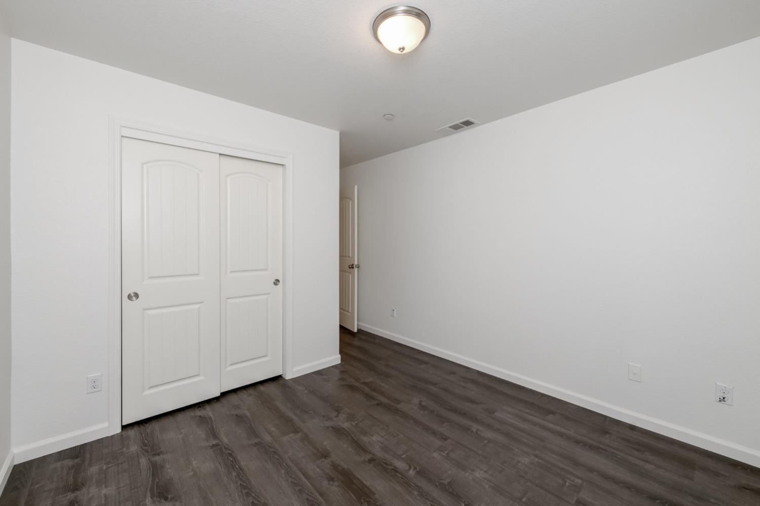 2719 Tamarack Ave, Sanger, CA 93657