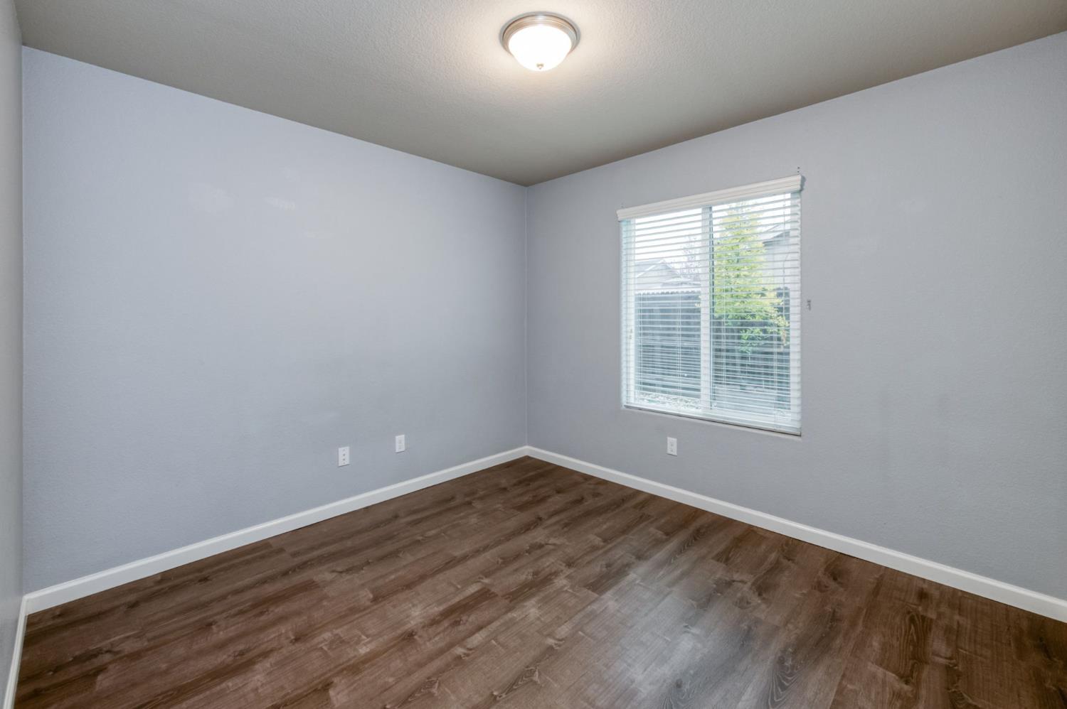 2719 Tamarack Ave, Sanger, CA 93657