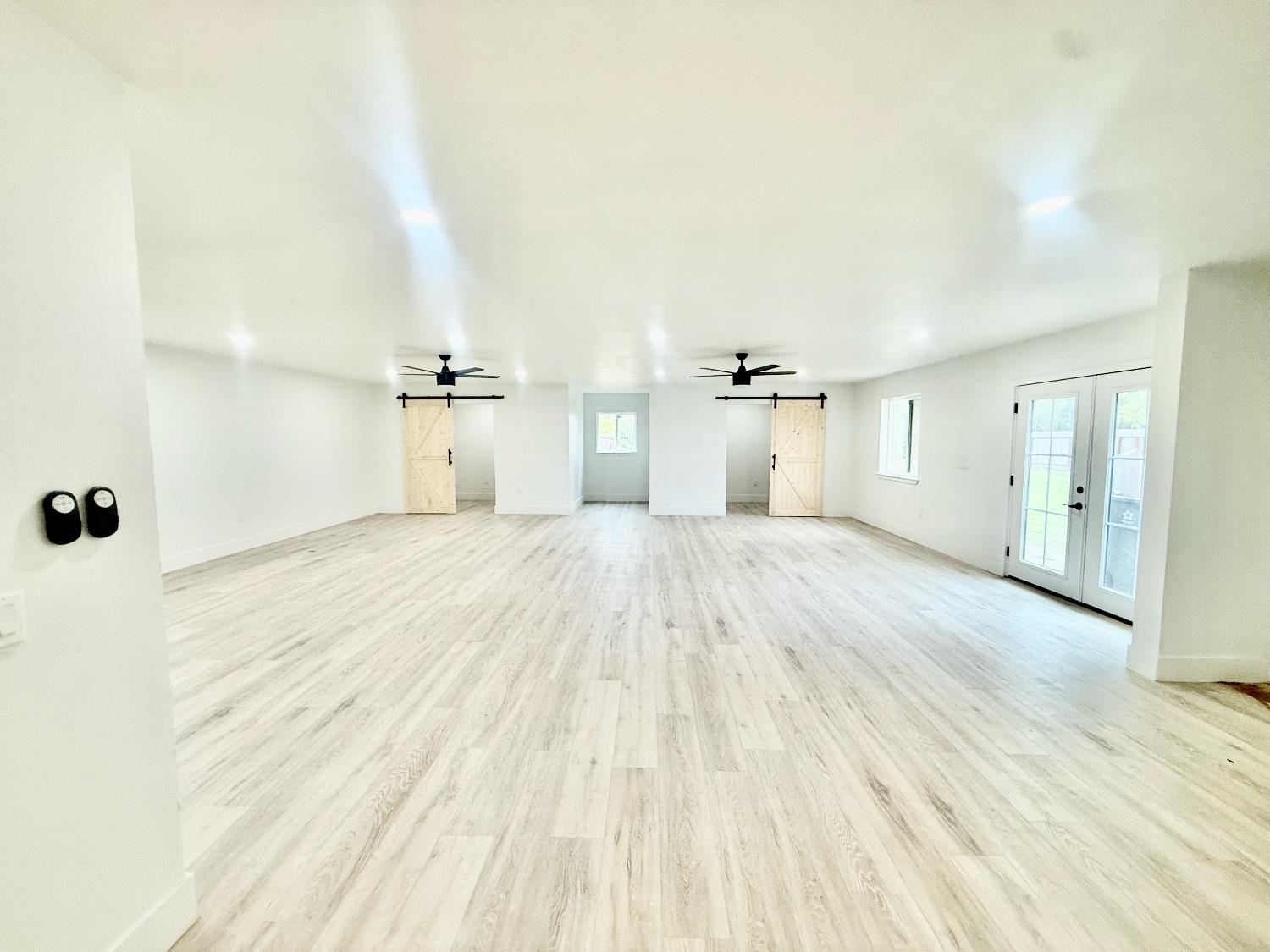 10326 N Fowler Ave, Clovis, CA 93619