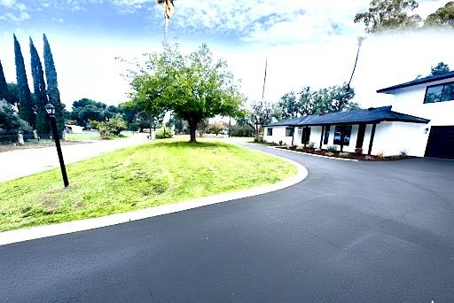 10326 N Fowler Ave, Clovis, CA 93619