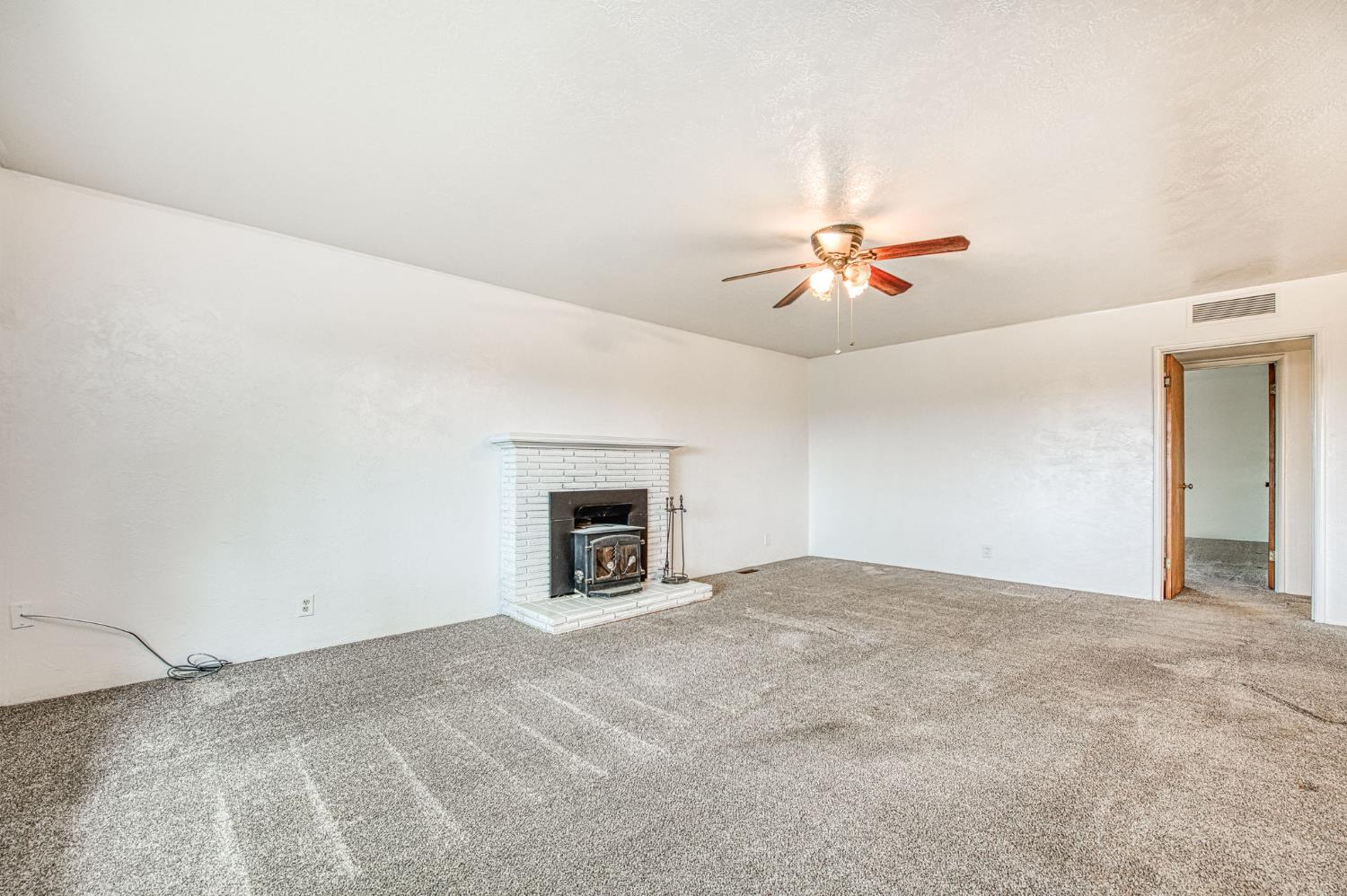 13130 S Henderson Rd, Caruthers, CA 93609