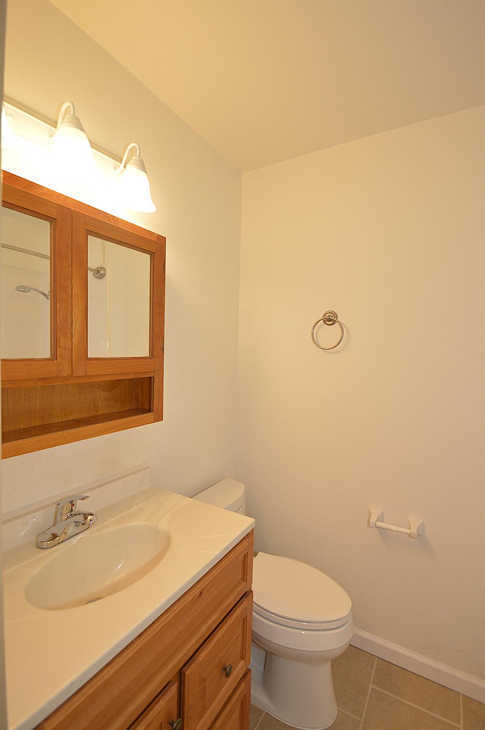 6197 N Millbrook Ave, Fresno, CA 93710