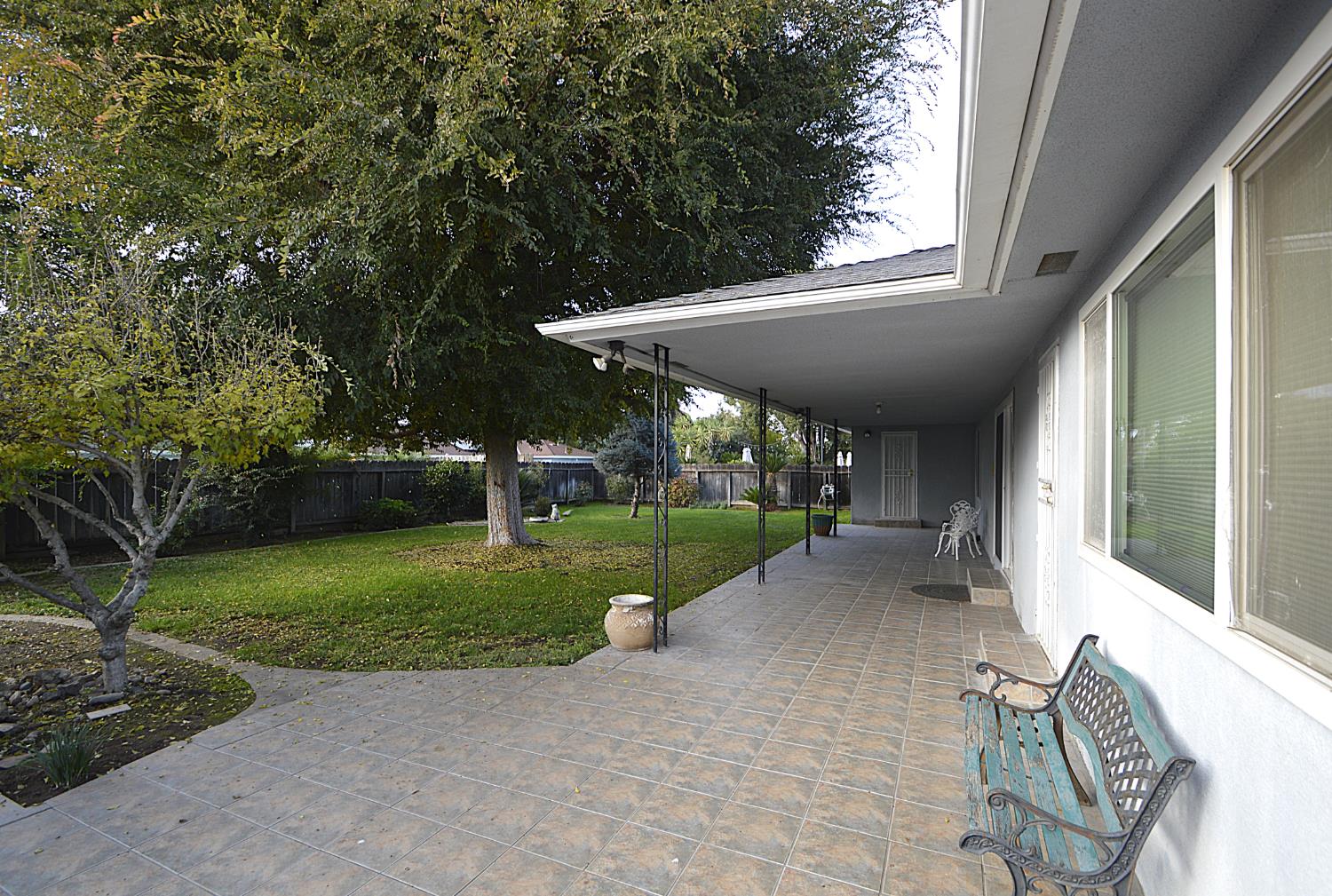 6197 N Millbrook Ave, Fresno, CA 93710