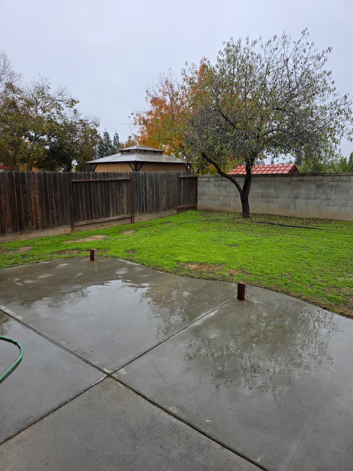 804 Morris Ln, Madera, CA 93637