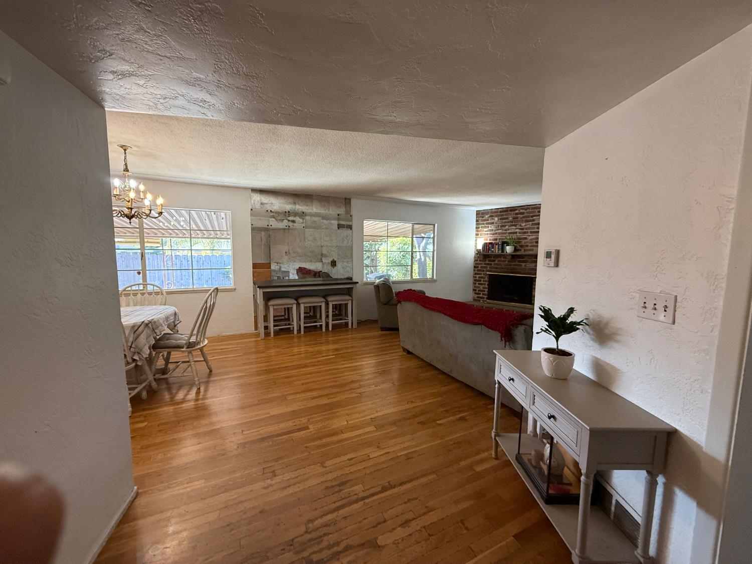 1733 W Harvard Ave, Fresno, CA 93705