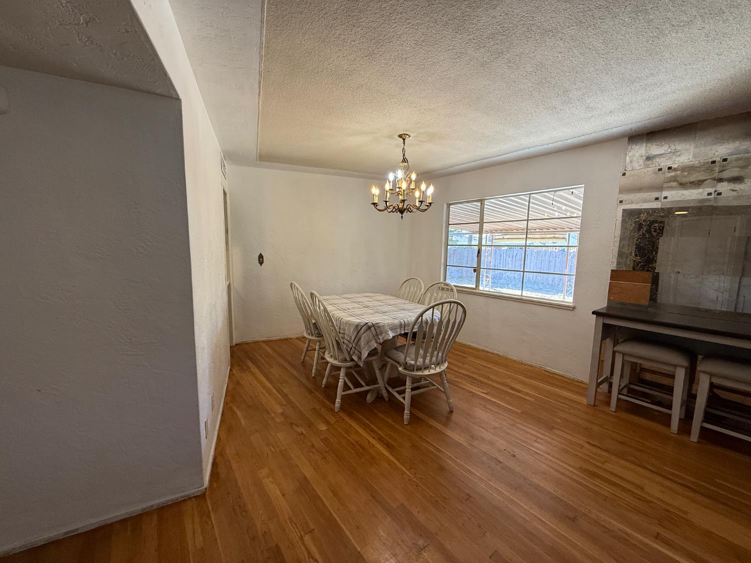 1733 W Harvard Ave, Fresno, CA 93705