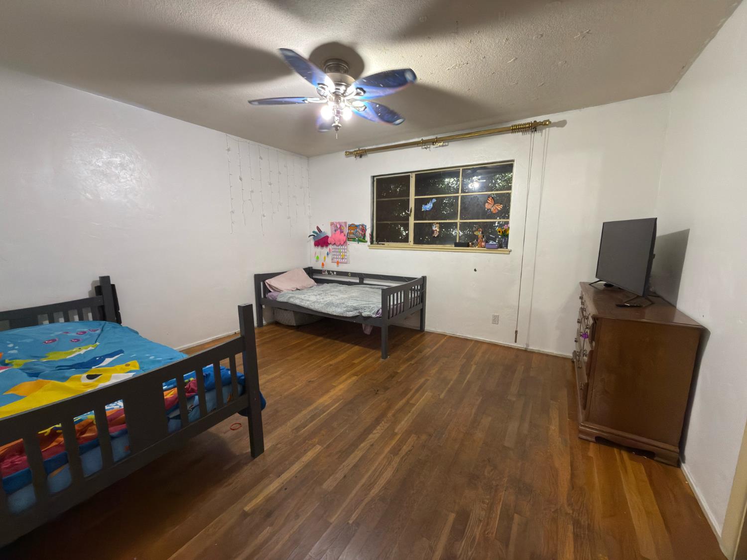 1733 W Harvard Ave, Fresno, CA 93705