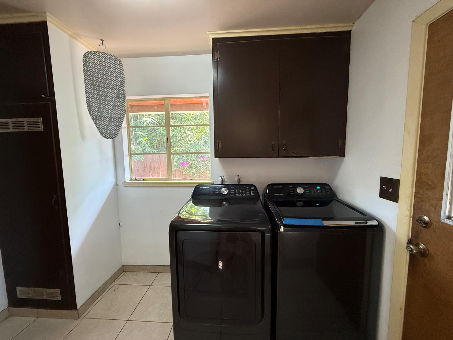 1733 W Harvard Ave, Fresno, CA 93705